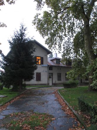 Järnvägsstationen i Daruvar. Att åka tåg till eller från Daruvar var dock inte möjligt, varken 2013 eller 2015.