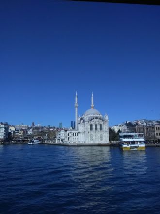 Ortaköy-moskén. Ortaköy-moskén.