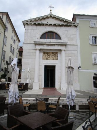 Sankt Petri kyrka vid Tartini-torget.