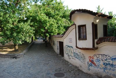 Klotter är tyvärr ingen ovanlig syn i Plovdiv.