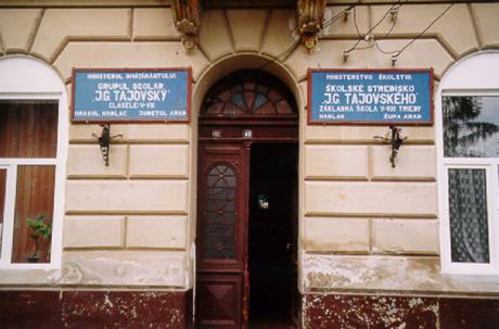 Grundskolan i Nădlac/Nadlak.